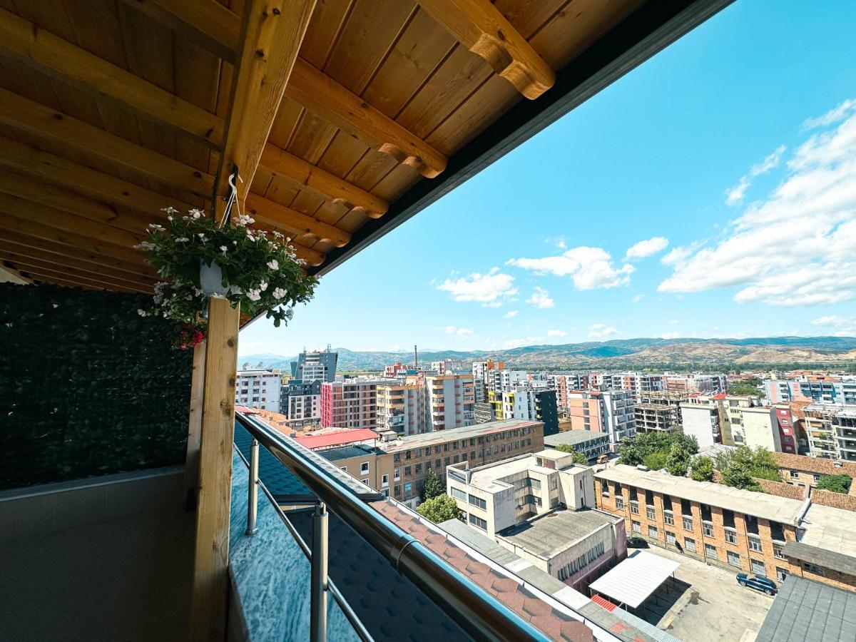 Appartement Cozy Elegance Above Korca Extérieur photo